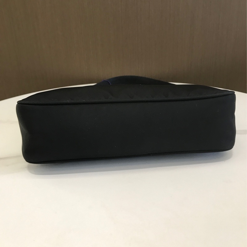 PRADA普拉達hobo 黑色 腋下包手提單肩包-7