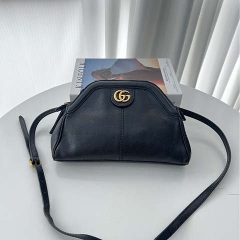 GUCCI古馳，rebelle黑色雙麵包