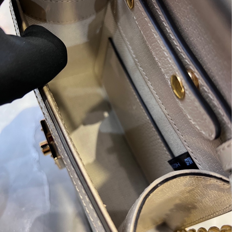 古馳Gucci Ophidia系列 燕麥色老花鏈條包 郵差包-3