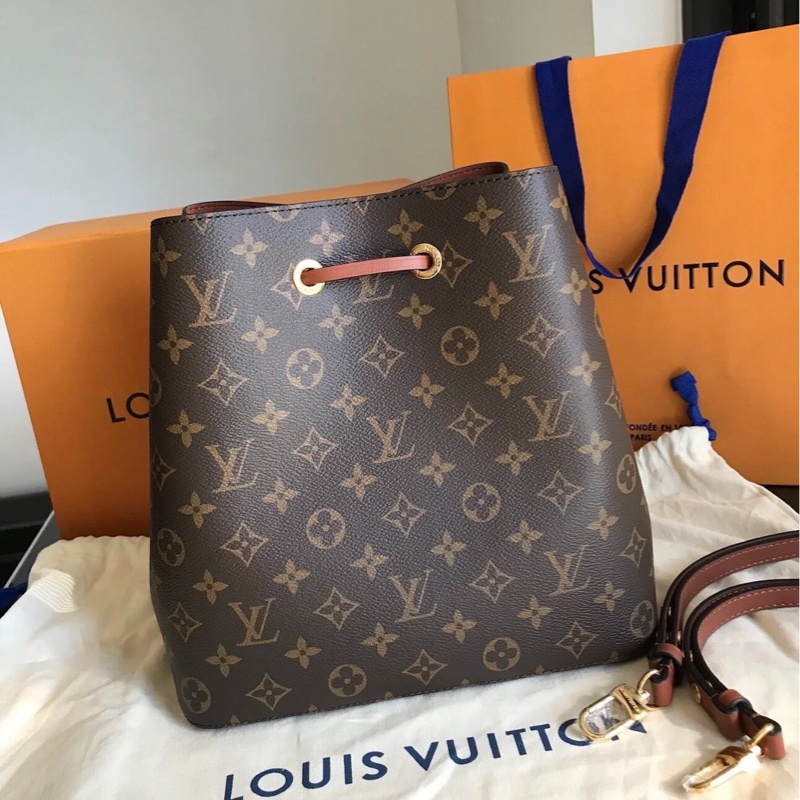 lv路易威登 棕桶-1