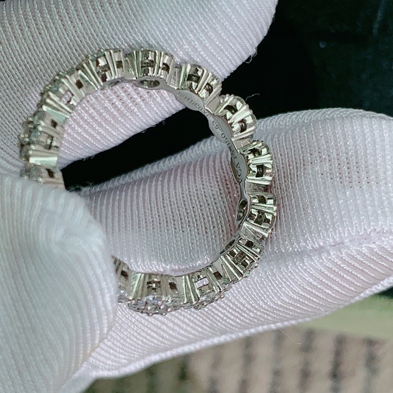 vca梵克雅寶Fleurette太陽花白金排鑽戒指婚戒53號，2023年購入-5