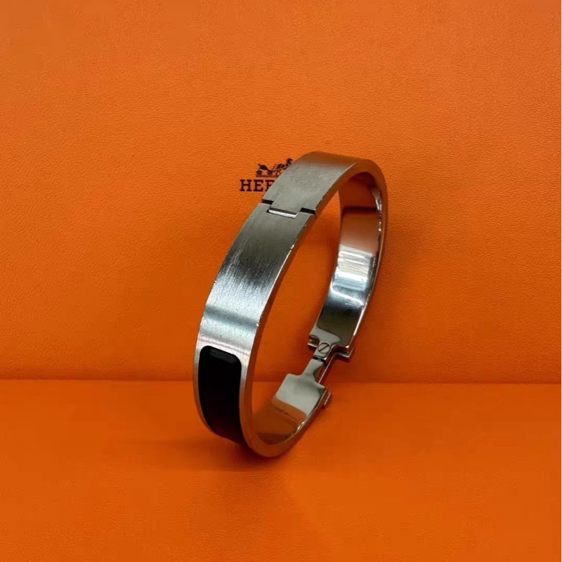 Hermes愛馬仕銀邊啞光霧面黑琺瑯手鐲-1