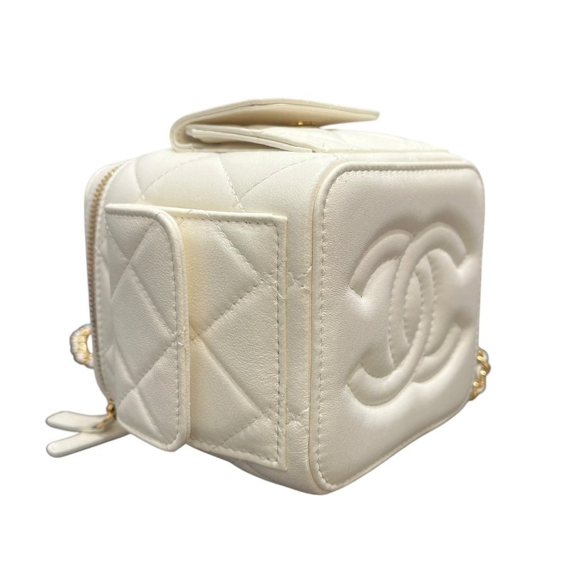 【美收精品】CHANEL白色肩背包 5-236-5