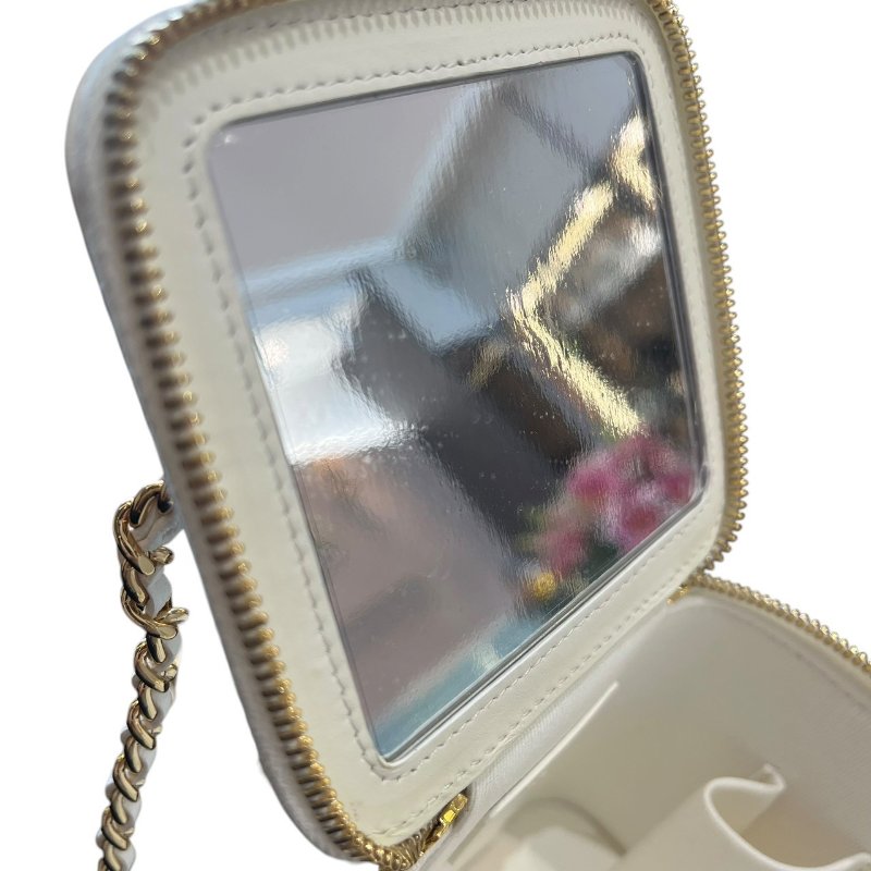 【美收精品】CHANEL白色肩背包 5-236-12