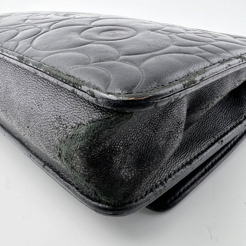 Chanel 山茶花壓紋 WOC 鍊條包-15