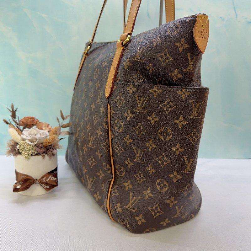 LV Totally GM老花天心包-2