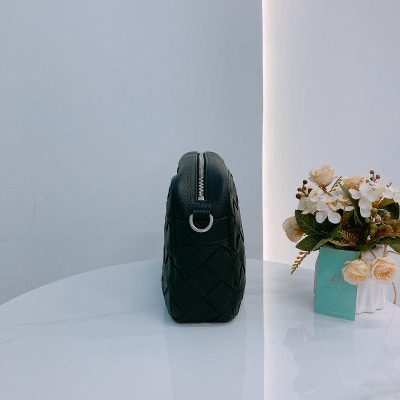 MS0623 Bottega Veneta 寶緹嘉 葆蝶家 相機包 經典織紋 牛皮頸紋 黑色 銀扣 Intrecciato Camera Bag 29cm Calfskin Black x PHW-2