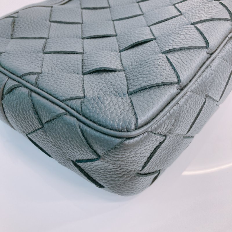 MS0623 Bottega Veneta 寶緹嘉 葆蝶家 相機包 經典織紋 牛皮頸紋 黑色 銀扣 Intrecciato Camera Bag 29cm Calfskin Black x PHW-5