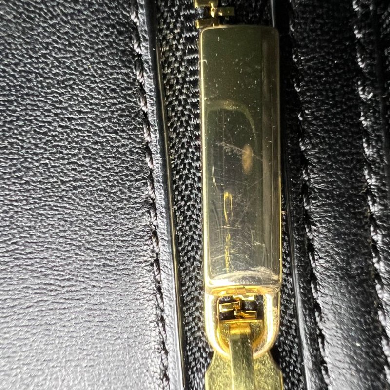 Tory Burch Gigi 漆皮手拿包-21