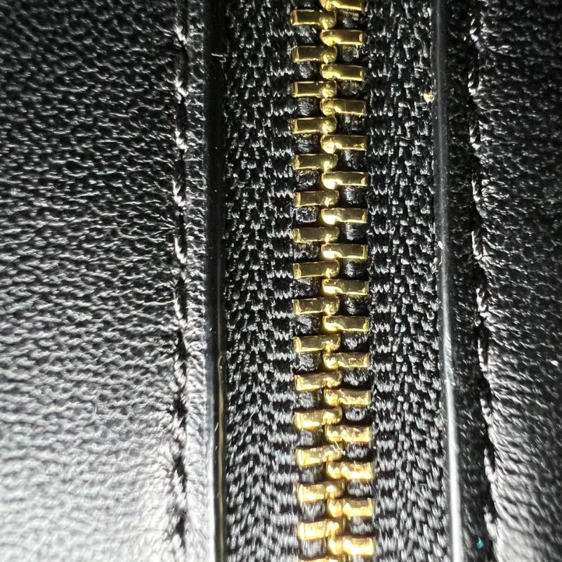 Tory Burch Gigi 漆皮手拿包-22