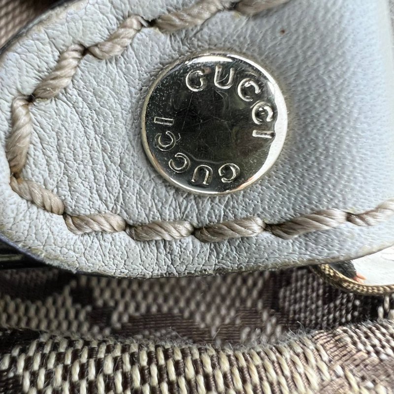 Gucci 雙 G 老花軟貝殼手提斜挎包-18