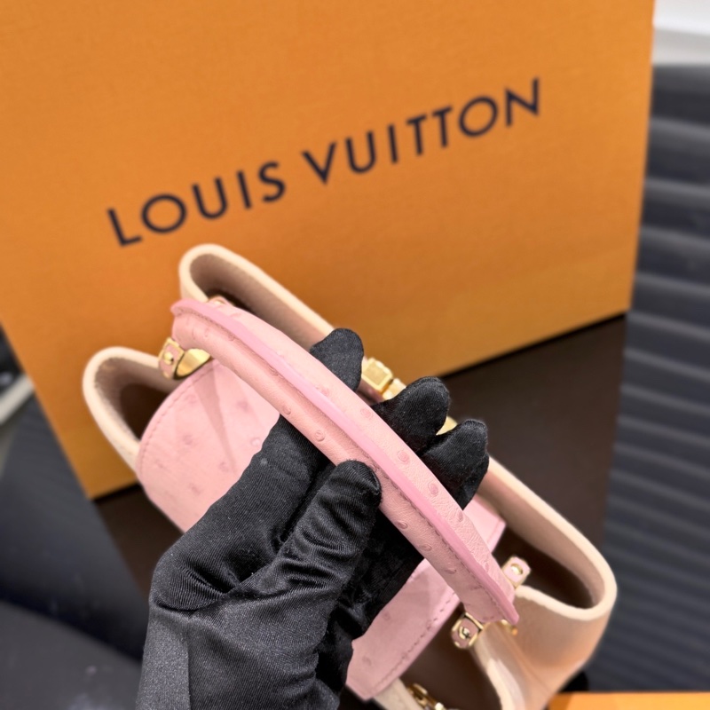 LV Capucines BB-7