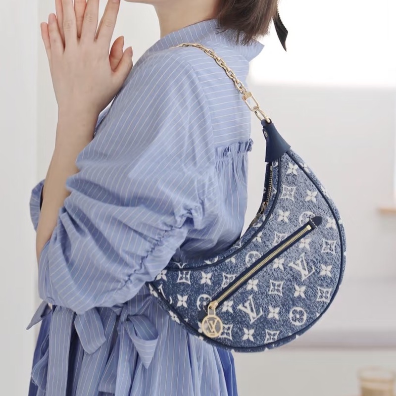 🌼LOUIS VUITTON 路易威登Loop牛仔款月亮包-7