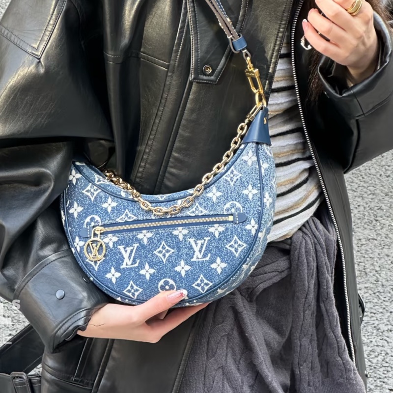 🌼LOUIS VUITTON 路易威登Loop牛仔款月亮包-22
