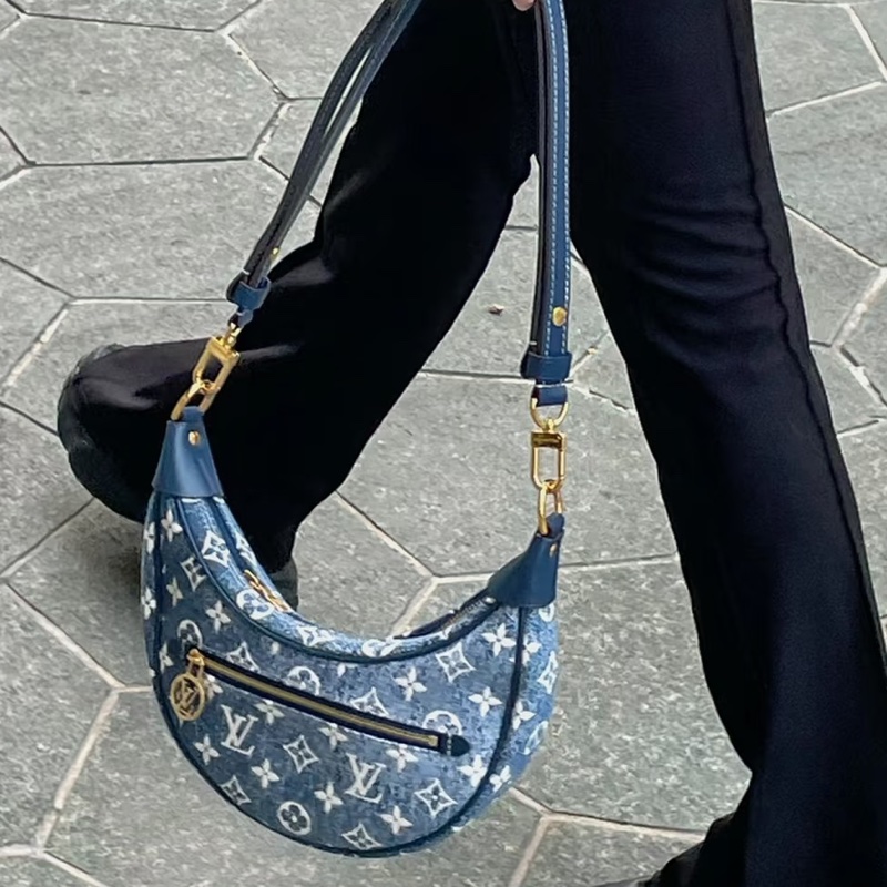🌼LOUIS VUITTON 路易威登Loop牛仔款月亮包-26