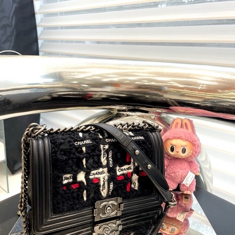 Chanel限量款编织Leboy中号