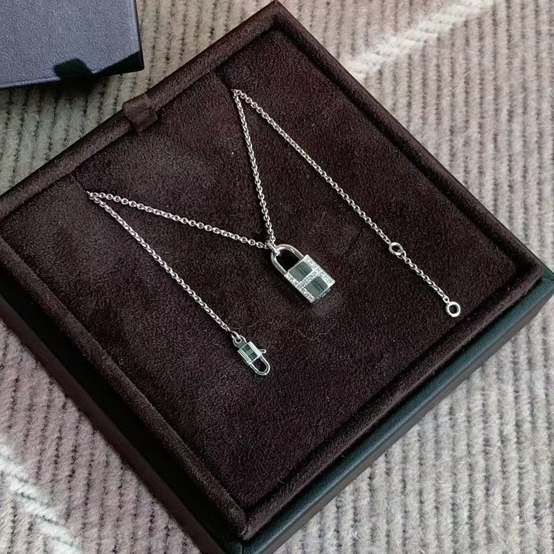 Hermes愛馬仕 Cadenas系列 白金鑲鑽鎖頭項鍊，2023購入-2