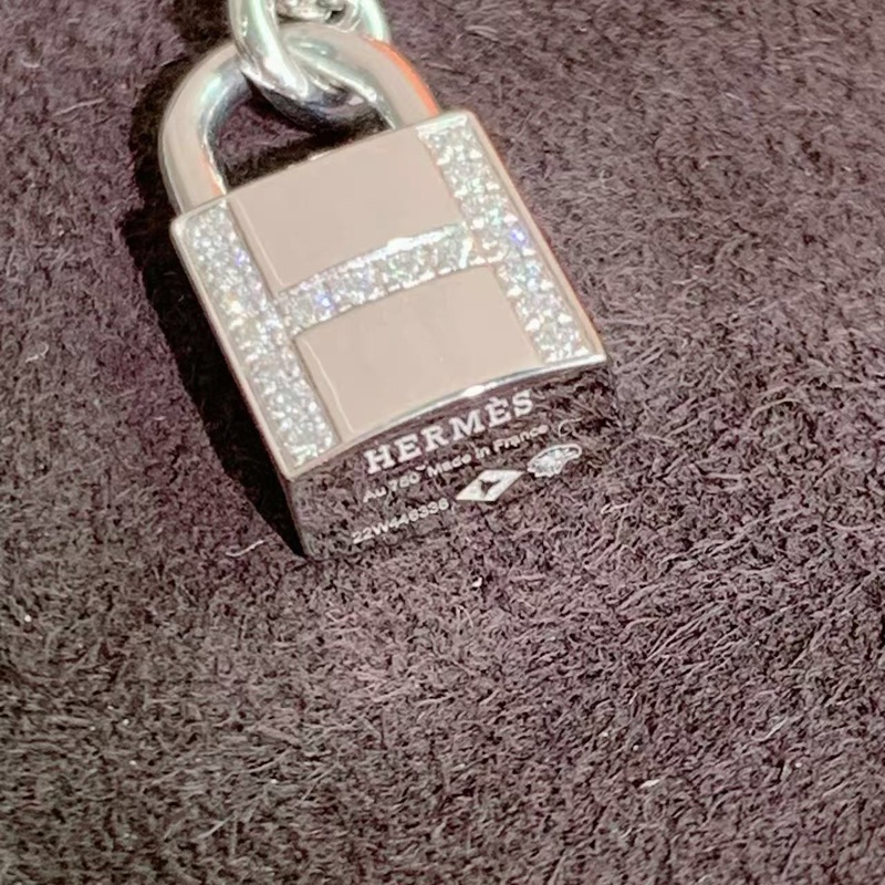 Hermes愛馬仕 Cadenas系列 白金鑲鑽鎖頭項鍊，2023購入-5