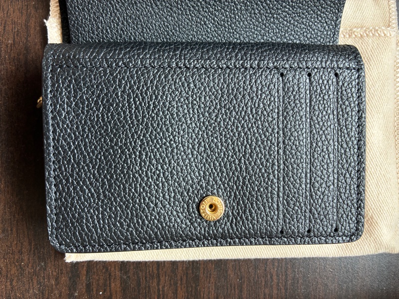 Louis Vuitton Cléa 黑色壓紋短夾｜全新-5