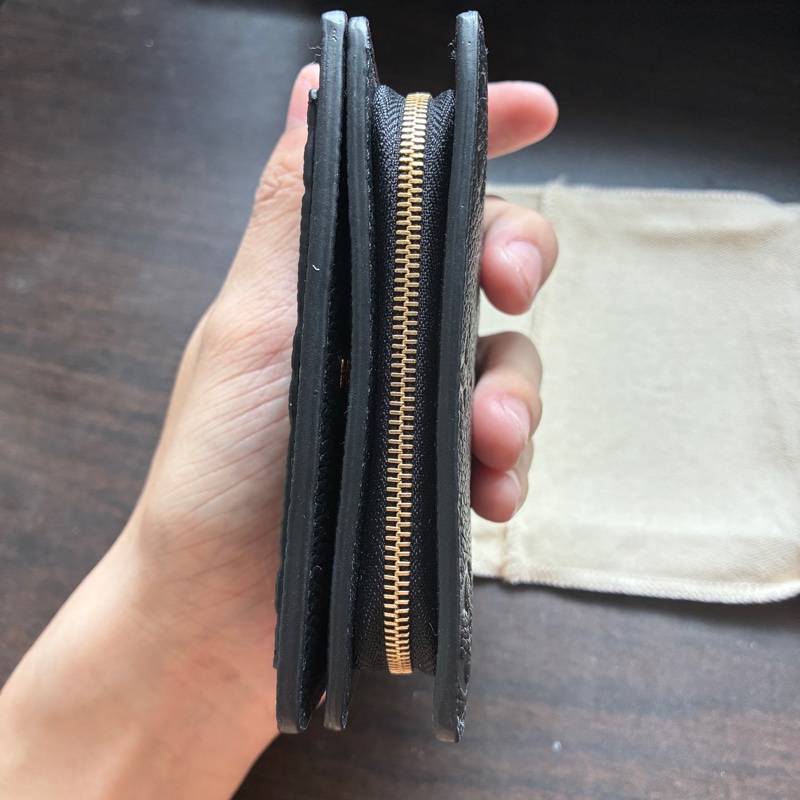 Louis Vuitton Cléa 黑色壓紋短夾｜全新-7