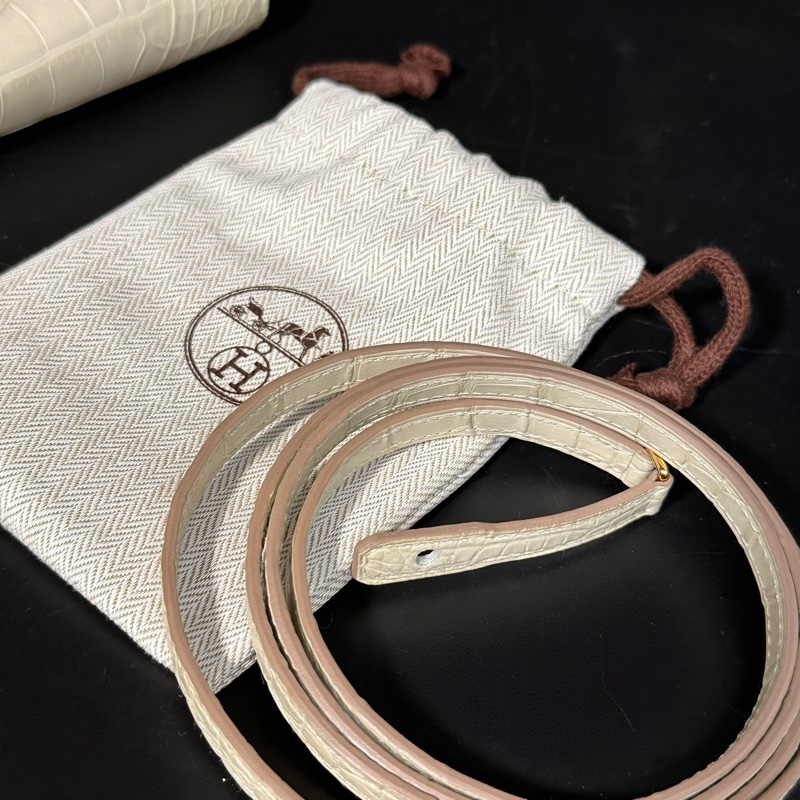 HERMES CONSTANCE TO GO-11