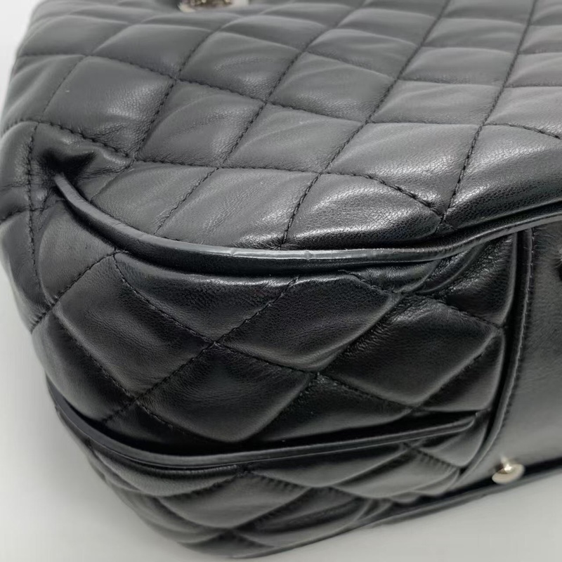 二手Chanel香奈兒托特黑色羊皮單肩包，鐳射20開-13