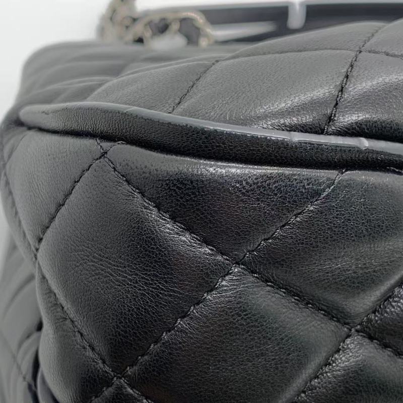 二手Chanel香奈兒托特黑色羊皮單肩包，鐳射20開-16