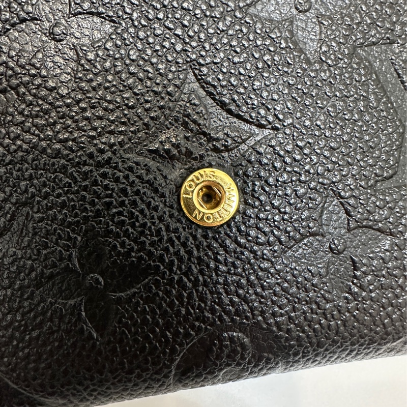 Lv 黑牛皮壓紋零錢鑰匙包-7