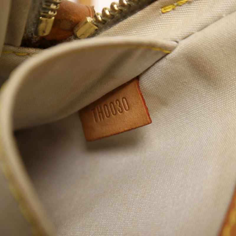 LOUIS VUITTON Monogram Mini Juliet PM肩背袋-6