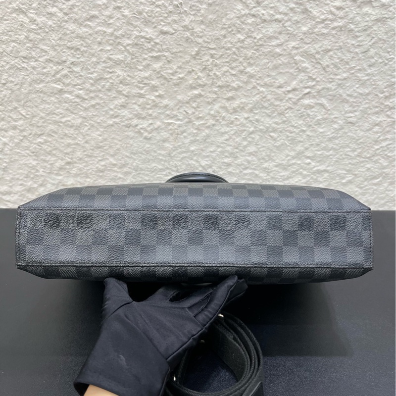 LV路易威登Damier Graphite黑棋盤格馬蹄包手提公文包-5