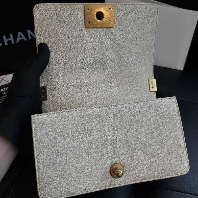 【超級新❗️全配】 Chanel Leboy20 荔枝牛皮 珠光白（專櫃228,800）-22