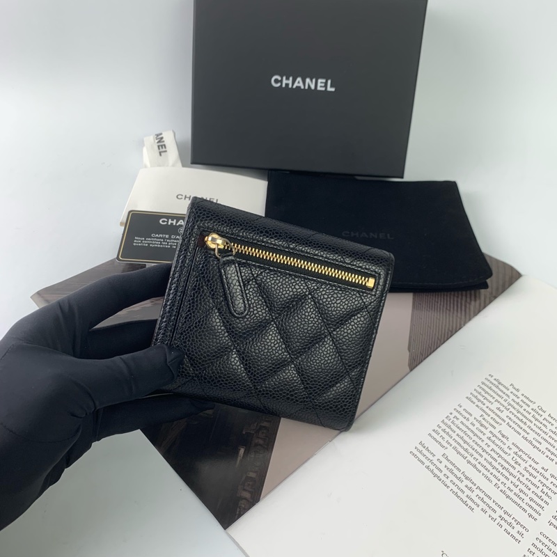 Chanel荔枝皮黑金短夾-2