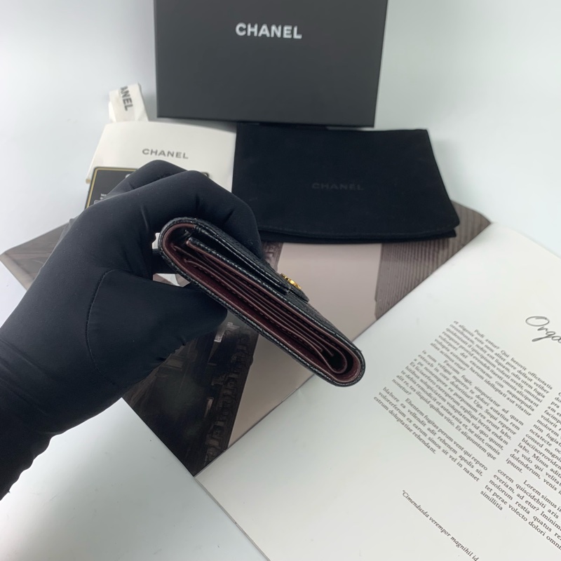 Chanel荔枝皮黑金短夾-6