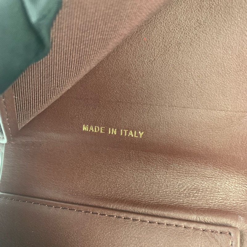 Chanel荔枝皮黑金短夾-10