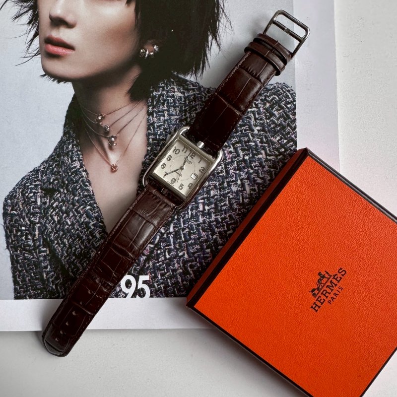 💖沉穩百搭 HERMES Cape Cod 深棕色手錶-0