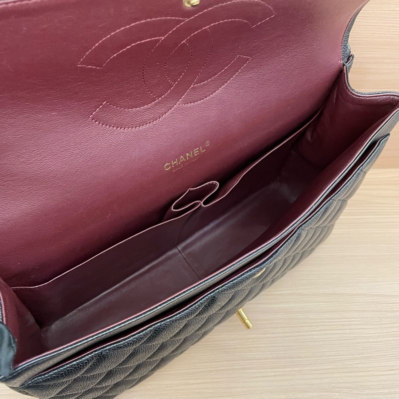 NO:D38 Chanel 黑金荔枝皮 超大號 cf 2011年 14開 鏈條單肩斜挎包 有塵袋 無卡無盒子 尺寸底長34*高21*寬10*-14