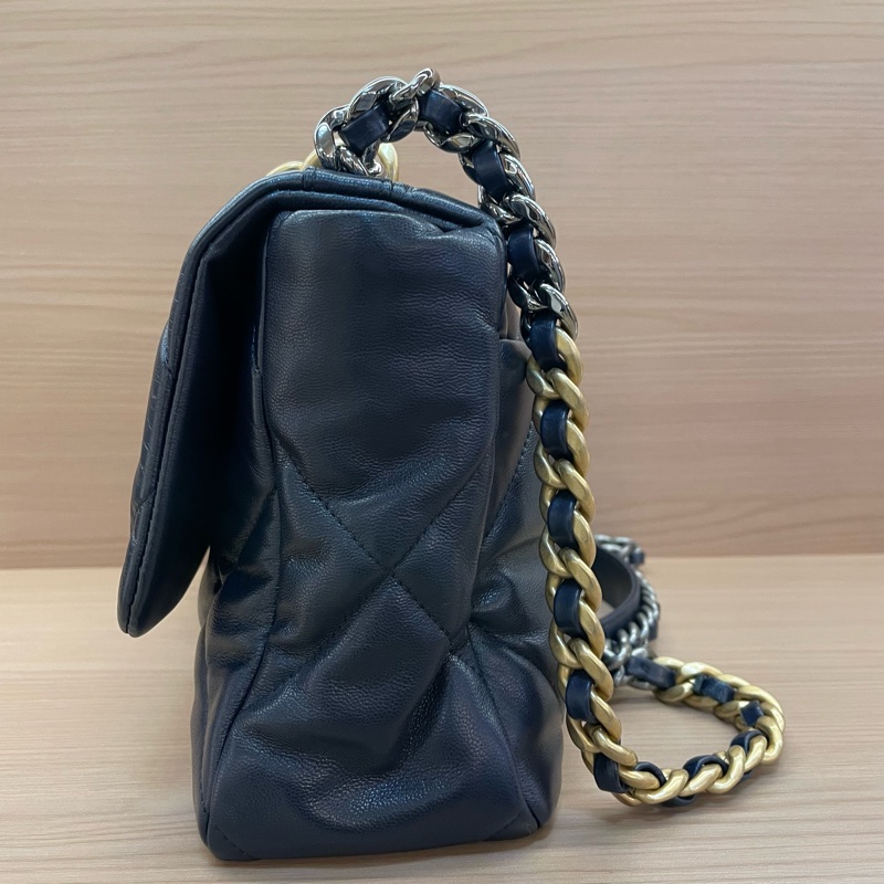 NO:D36 CHANEL 香奈儿 19bag 中號 30開 蓝色菱格纹羊皮金扣手提斜挎鏈條包 有卡 有塵袋 無盒子-2