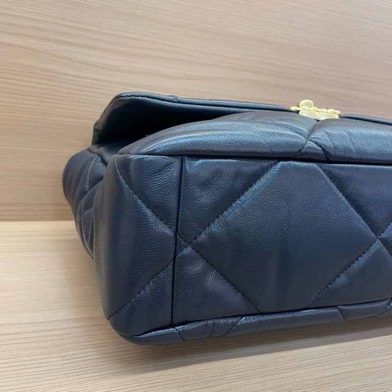 NO:D36 CHANEL 香奈儿 19bag 中號 30開 蓝色菱格纹羊皮金扣手提斜挎鏈條包 有卡 有塵袋 無盒子-7