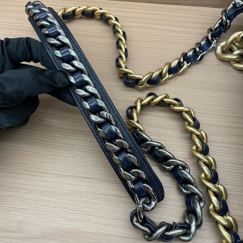 NO:D36 CHANEL 香奈儿 19bag 中號 30開 蓝色菱格纹羊皮金扣手提斜挎鏈條包 有卡 有塵袋 無盒子-11