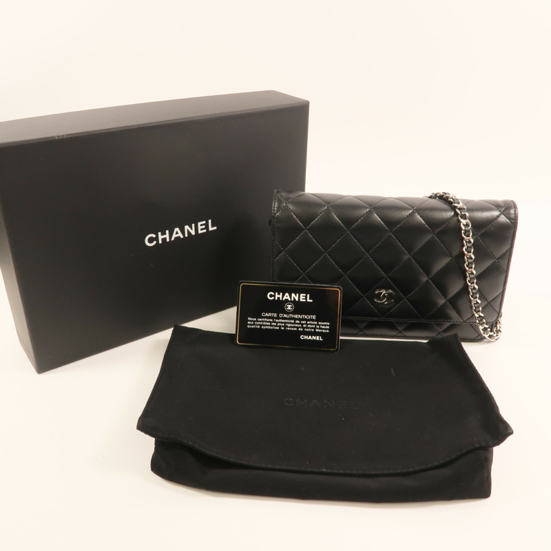 CHANEL 羊皮皮革WOC Wallet On Chain銀扣鏈帶肩背袋-11