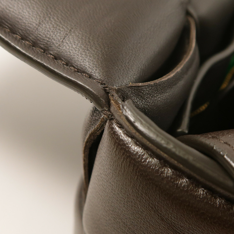 BOTTEGA VENETA 羊皮皮革Padded Cassette肩背袋-17