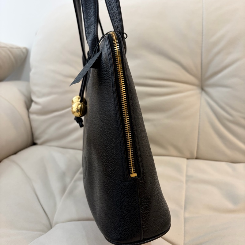 Chanel 香奈兒金球貝殼魚子醬牛皮托特包 Vintage 黑金-7