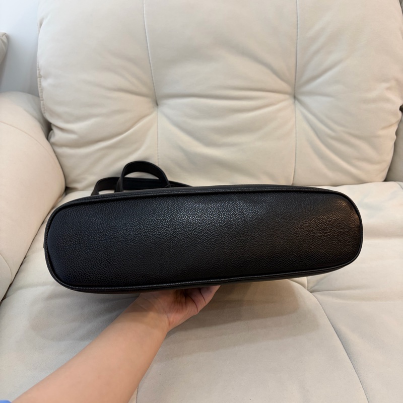 Chanel 香奈兒金球貝殼魚子醬牛皮托特包 Vintage 黑金-10