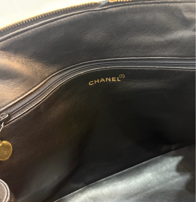 Chanel 香奈兒金球貝殼魚子醬牛皮托特包 Vintage 黑金-20