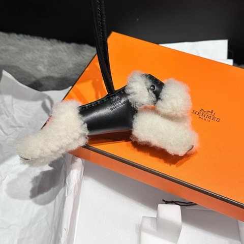 全新🆕 🖤🤍Hermes / 愛馬仕budy經典黑白熊貓泰迪毛小狗掛件