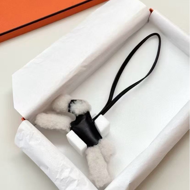 全新🆕 🖤🤍Hermes / 愛馬仕budy經典黑白熊貓泰迪毛小狗掛件-2