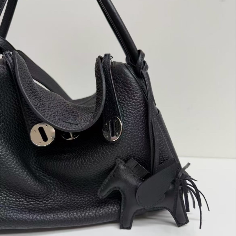 現貨秒發全新 HERMES 愛馬仕 黑色小馬掛件 飛馬 包掛K刻 有盒子-3