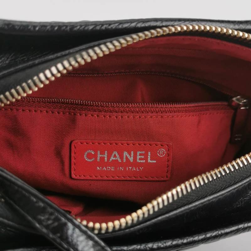Chanel Gabrielle流浪包小號油蠟皮菱格絎縫雙 鏈條設計單肩包-7