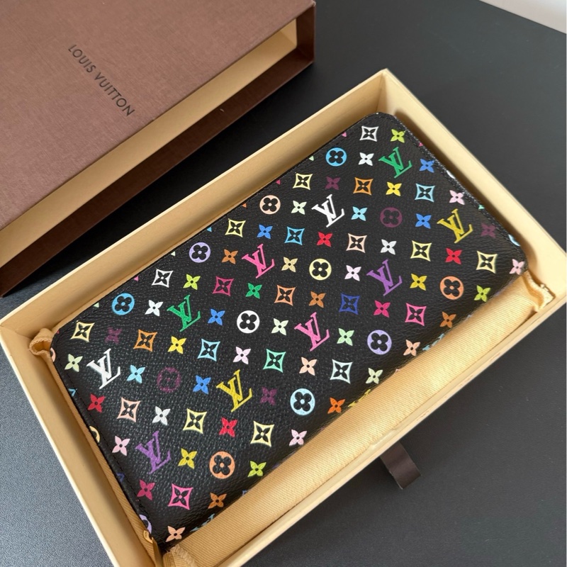 LV 黑三彩拉鍊款錢包，配件：盒子、塵袋 約長20cm 寬2cm 高9cm-1