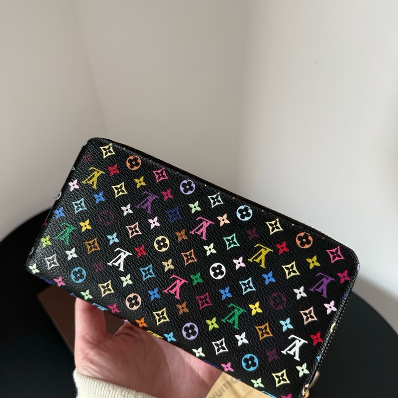 LV 黑三彩拉鍊款錢包，配件：盒子、塵袋 約長20cm 寬2cm 高9cm-2